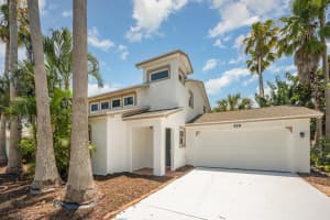 526 Temple St, Satellite Beach, FL 32937, Sold 01/17/25