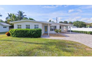 2415 Tamarind Dr, Fort Pierce, FL 34949, Sold 01/13/25
