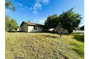 645 Ontario St NW, Palm Bay, FL 32907, Sold 01/17/25