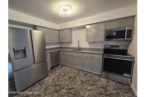 469 Wilson Avenue, Satellite Beach, FL 32937 Sold 06/10/25