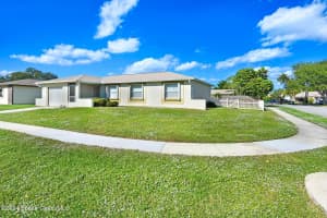 126 Brandy Hills Dr, Port Orange, FL 32129, Sold 03/21/25