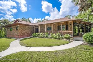 674 Gainsboro St, Deltona, FL 32725, Sold 02/20/25