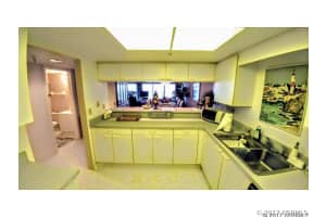 4883 Lake Waterford Way, Melbourne, FL 32901 - MLS#1033104