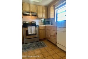 S Willow Ave, Port Orange, FL 32127, Sold 01/17/25