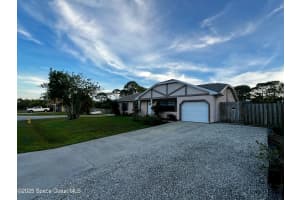 202 Cocoa Street, Palm Bay, FL 32909 - MLS#1033365