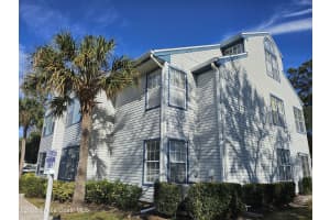 4900 Lake Waterford Way W, Melbourne, FL 32901, Sold 03/14/25