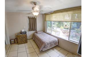 301 N Pine St, New Smyrna Beach, FL 32169, Sold 04/11/25