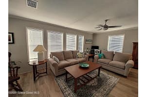 910 Sequoia St, Sebastian, FL 32976, Sold 02/14/25