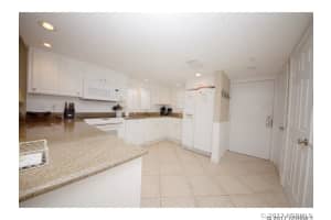 2348 57th Circle, Vero Beach, FL 32966 Sold 05/14/25