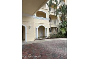 24 Harbour Isle Drive, Hutchinson Island, FL 34949 - MLS#1033859