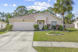 2938 Yule Tree Dr, Edgewater, FL 32141, Sold 02/24/25