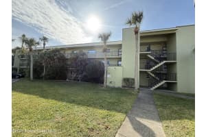 2657 Fair Oaks Dr, Deltona, FL 32738, Sold 04/23/25