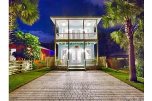 819 Locust St, New Smyrna Beach, FL 32169, Sold 02/28/25