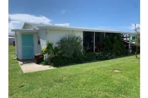 327 Schooner Ave, Edgewater, FL 32141, Sold 03/12/25