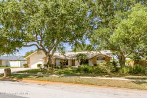 550 Lake Ashley Circle, Melbourne, FL 32904 Sold 06/24/25
