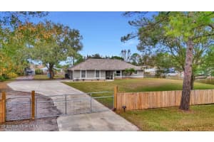 1021 Rosetta Dr, Deltona, FL 32725, Sold 02/21/25