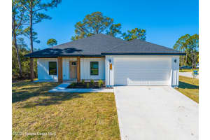 746 Underhill Avenue, Palm Bay, FL 32909 Sold 05/19/25
