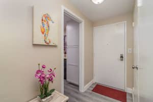 55 Sea Park Boulevard, Satellite Beach, FL 32937 Sold 04/11/25