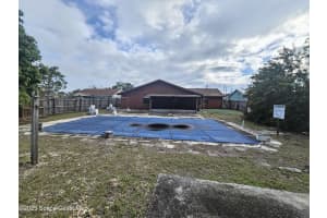 496 Poinciana Dr, Melbourne, FL 32935, Sold 04/09/25