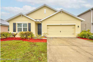 279 Forest Trace Circle, Titusville, FL 32780 Sold 05/02/25