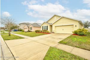 279 Forest Trace Circle, Titusville, FL 32780 Sold 05/02/25