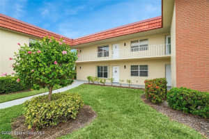 52 Woodland Drive, Vero Beach, FL 32962 Sold 06/09/25