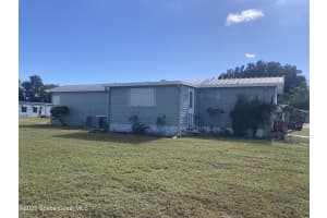 221 Berry Court, Palm Bay, FL 32907 - MLS#1035380