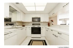 3190 Atlantic Avenue, Cocoa Beach, FL 32931 Sold 08/11/25