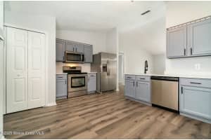 3121 Royal Palm Dr, Edgewater, FL 32141, Sold 04/08/25