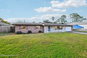 577 Ponderosa St, Melbourne, FL 32904, Sold 04/18/25