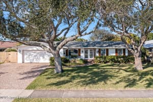 5828 Riverside Dr, Port Orange, FL 32127, Sold 03/20/25