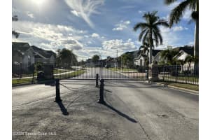 3219 Umbrella Tree Dr, Edgewater, FL 32141, Sold 03/13/25