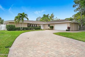 10 Granada Avenue, Merritt Island, FL 32952 Sold 04/25/25