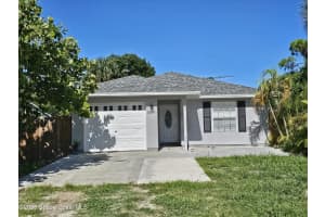 1526 22nd Avenue, Vero Beach, FL 32962 - MLS#1036155