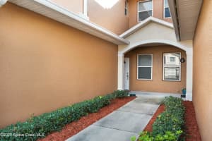 1035 Venetian Drive, Melbourne, FL 32904 - MLS#1036239