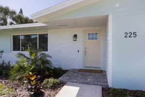 225 Lynn Ave, Satellite Beach, FL 32937, Sold 05/21/25