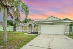1013 Locust Avenue Nw, Palm Bay, Fl 32907, Palm Bay
