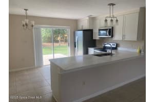 2110 Whiteside Avenue, Palm Bay, FL 32909 - MLS#1036540
