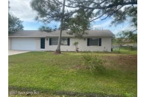 2110 Whiteside Avenue, Palm Bay, FL 32909 - MLS#1036540