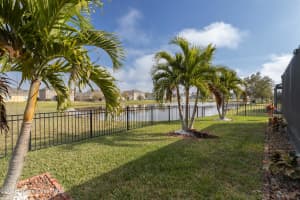 472 Great Falls Ln SW, Palm Bay, FL 32908, Sold 04/08/25