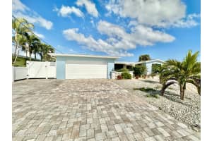 480 Reed Canal Rd APT 17, South Daytona, FL 32119, Sold 03/31/25