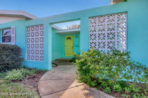 927 Golden Beach Boulevard, Indian Harbour Beach, FL 32937 Sold 03/31/25
