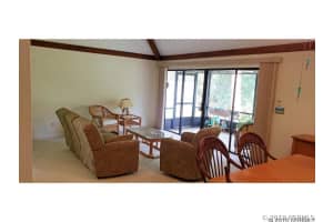 915 Fork Circle, Melbourne, FL 32901 Sold 07/02/25