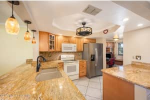 3165 Atlantic Avenue, Cocoa Beach, FL 32931 - MLS#1037023