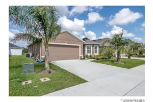 315 Hickory Avenue, Merritt Island, FL 32953 Sold 05/30/25