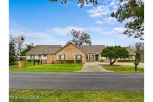 1610 Yellow Brick Road, Astor, FL 32102 Sold 08/13/25