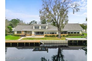 1610 Yellow Brick Road, Astor, FL 32102 Sold 08/13/25