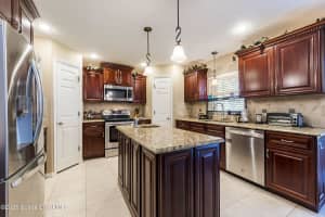 2010 Brookshire Cir, West Melbourne, FL 32904, Sold 04/30/25