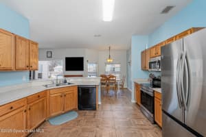 3220 Silver Palm Dr, Edgewater, FL 32141, Sold 04/15/25