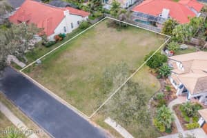 565 Newport Drive, Indialantic, Fl 32903 - Off Market